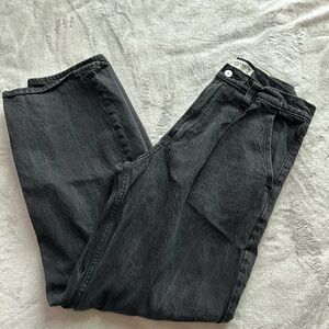 Abercrombie & Fitch Loose High Rise Jean